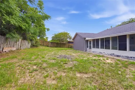 725 W 9th Street Deltona FL 32725