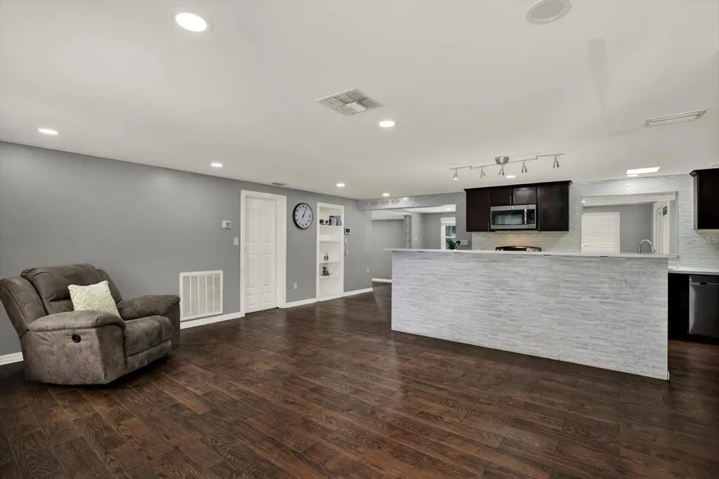 1111 Durant Road Brandon FL 33511