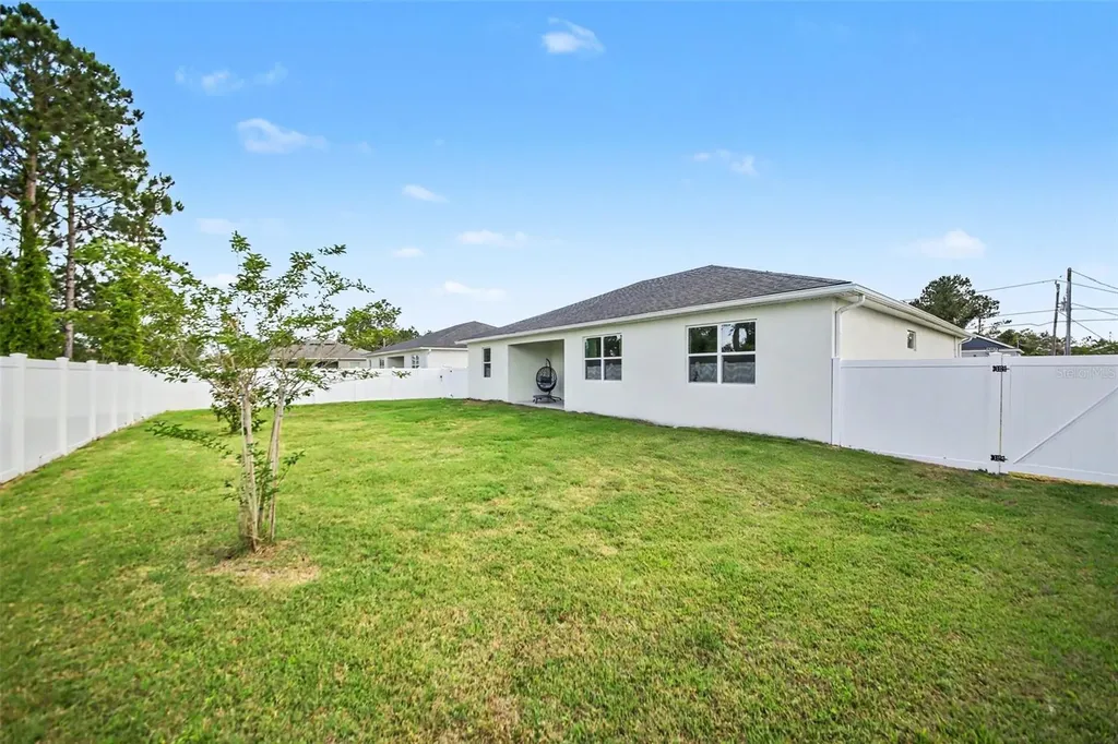 12 Lansing Lane Palm Coast FL 32137