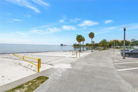 1100 N Shore Drive NE St Petersburg FL 33701