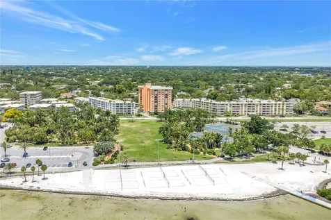 1100 N Shore Drive NE St Petersburg FL 33701