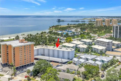 1100 N Shore Drive NE St Petersburg FL 33701