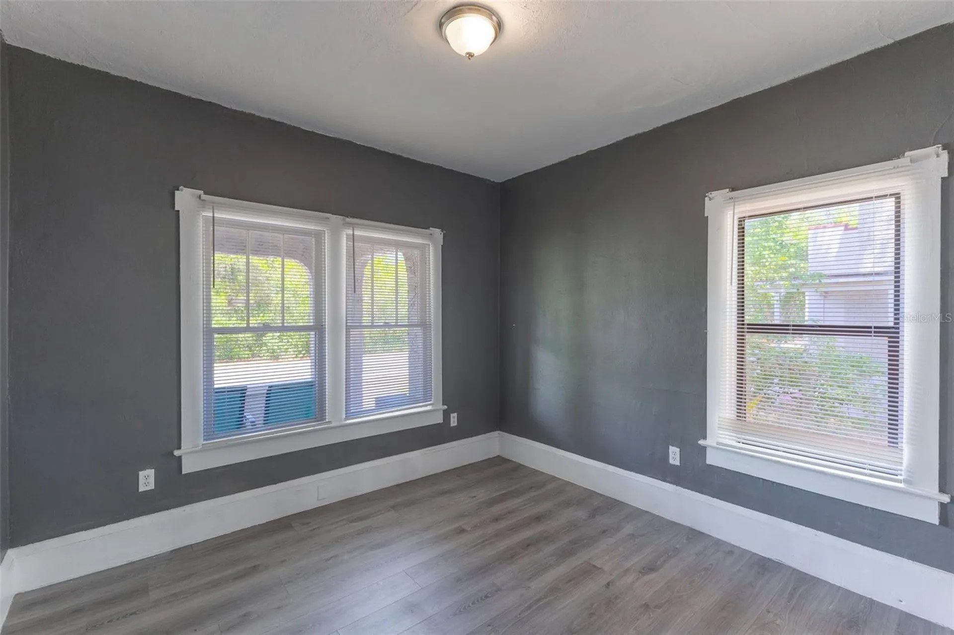 735 N Clara Avenue Deland FL 32720