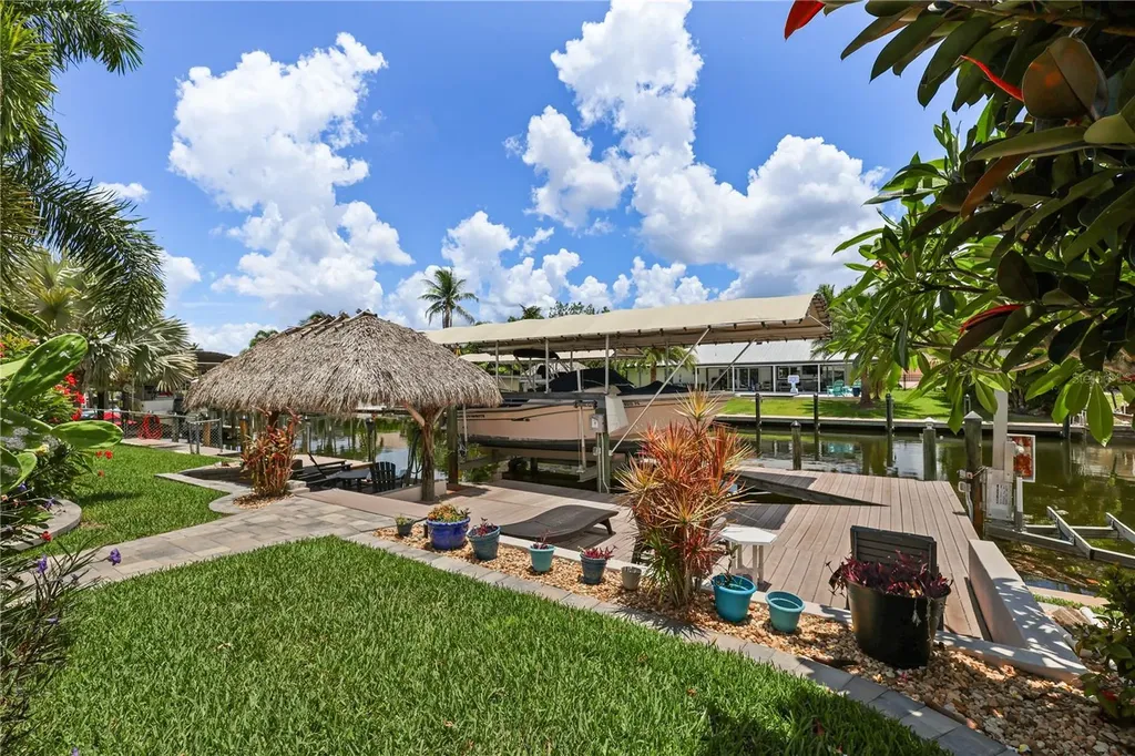 5215 Pelican Boulevard Cape Coral FL 33914