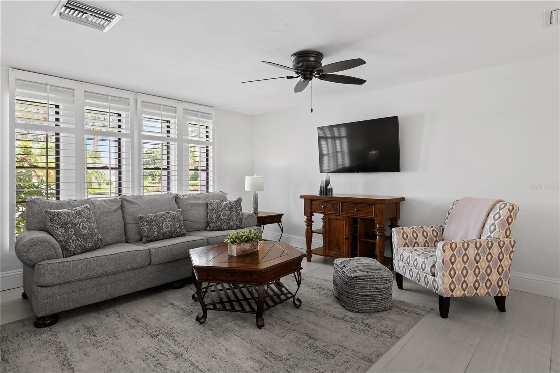 5215 Pelican Boulevard Cape Coral FL 33914