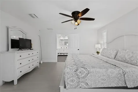 5215 Pelican Boulevard Cape Coral FL 33914