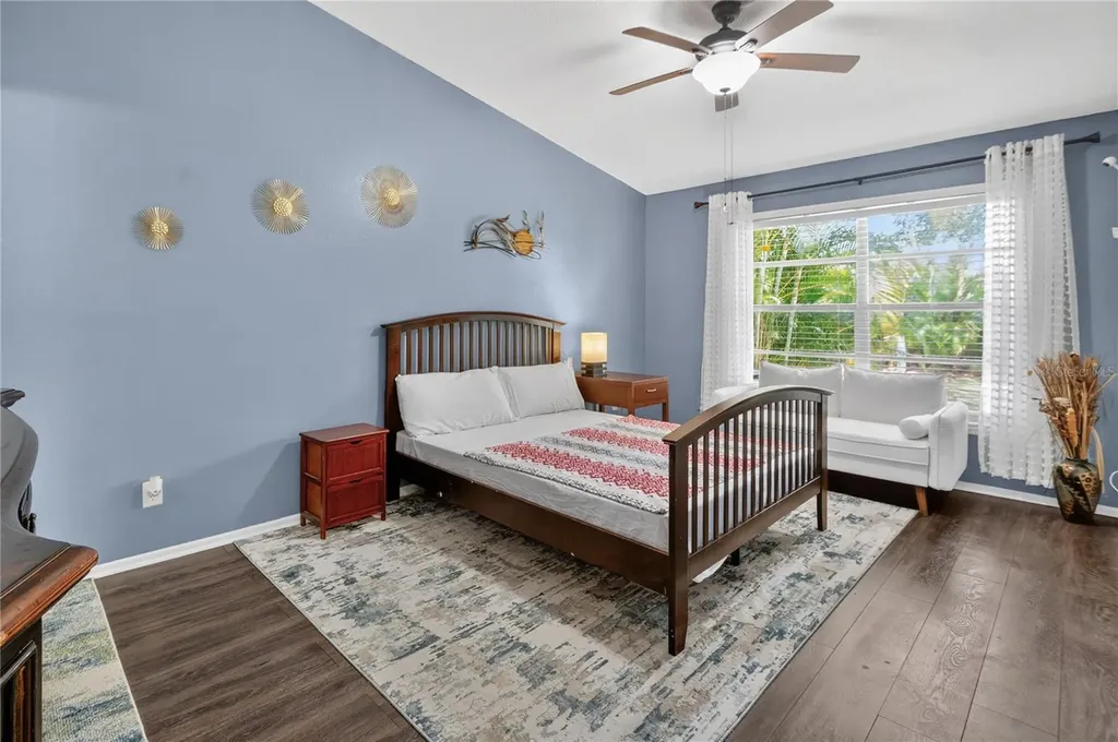 9834 87th Street Seminole FL 33777