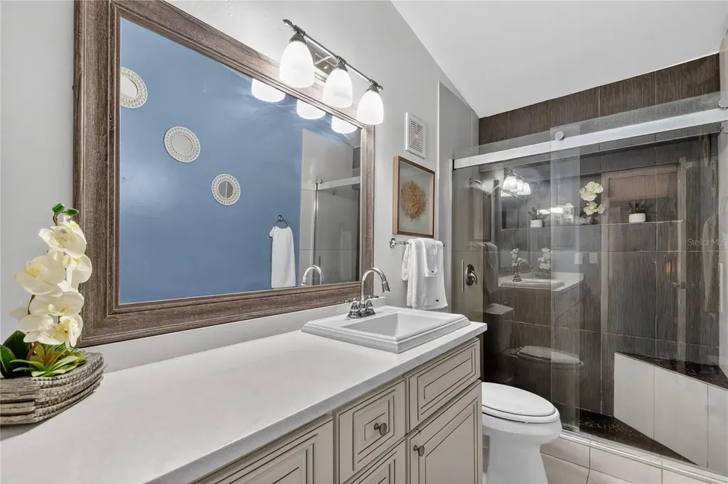 9834 87th Street Seminole FL 33777