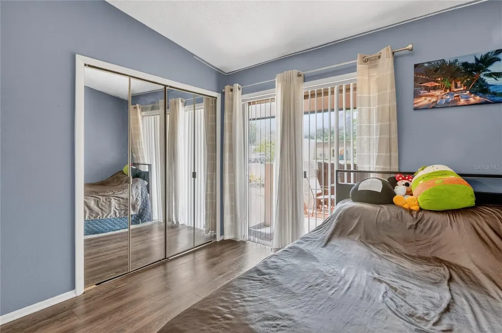 9834 87th Street Seminole FL 33777