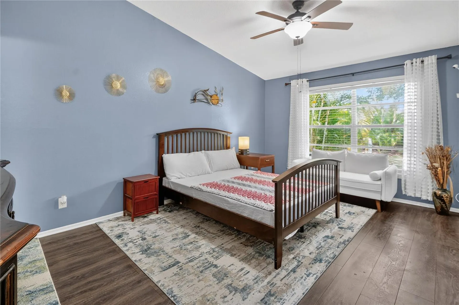 9834 87th Street Seminole FL 33777