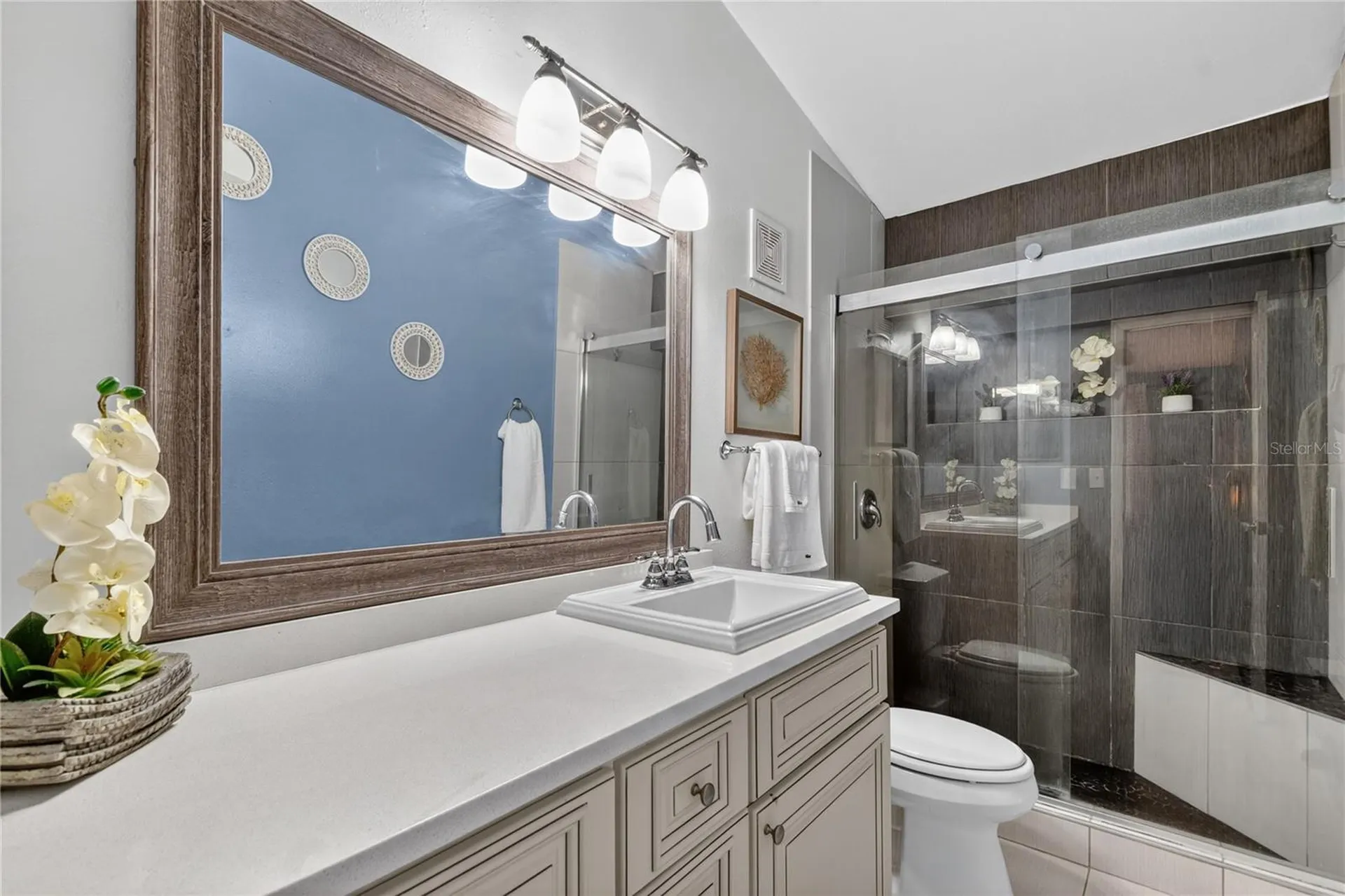 9834 87th Street Seminole FL 33777