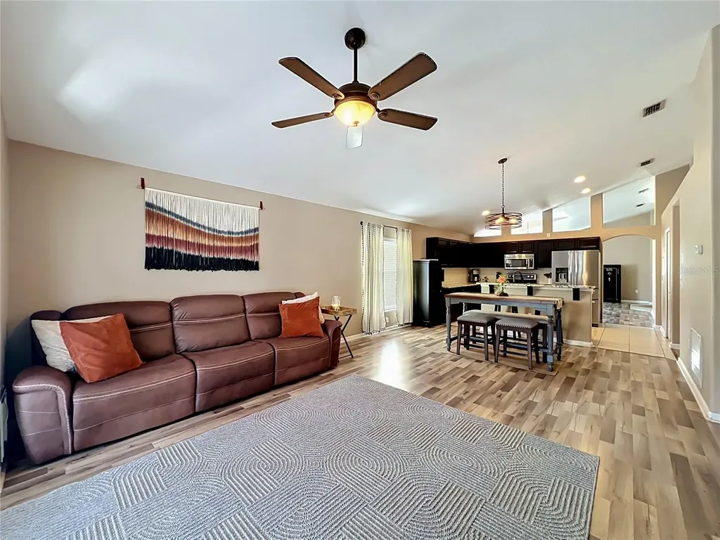 2886 Sweetspire Circle Oviedo FL 32766
