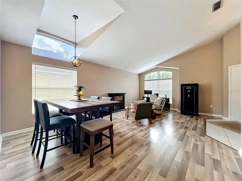 2886 Sweetspire Circle Oviedo FL 32766