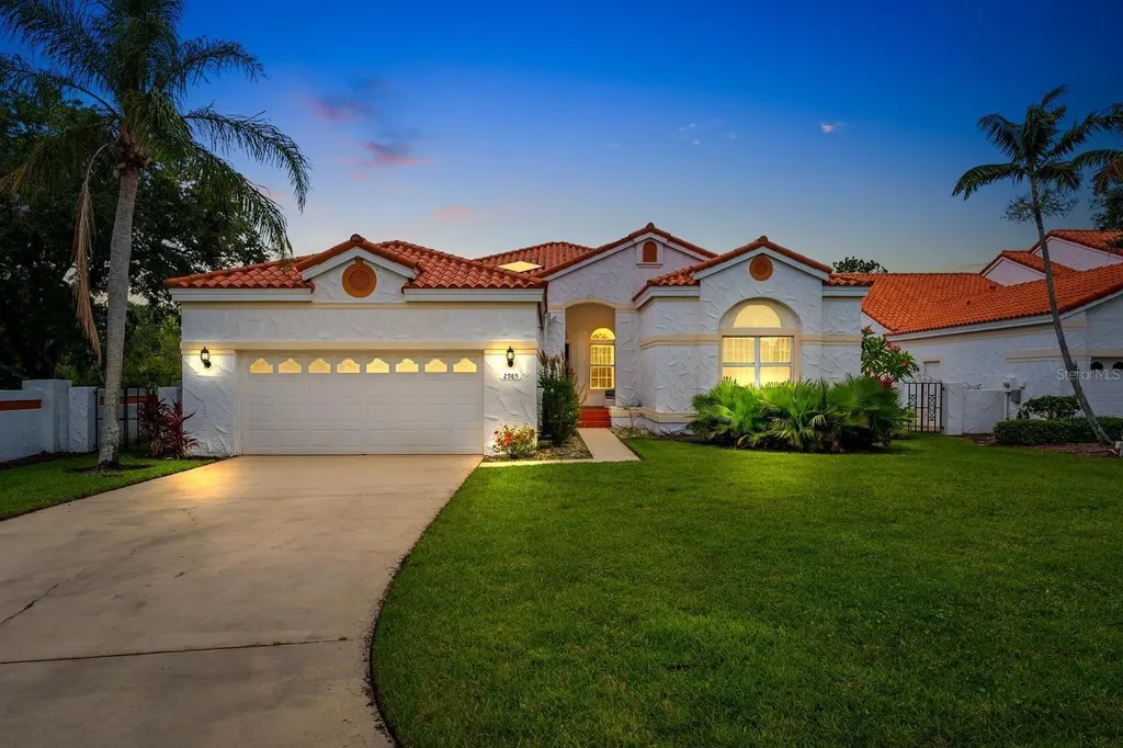 2985 La Concha Drive Clearwater FL 33762