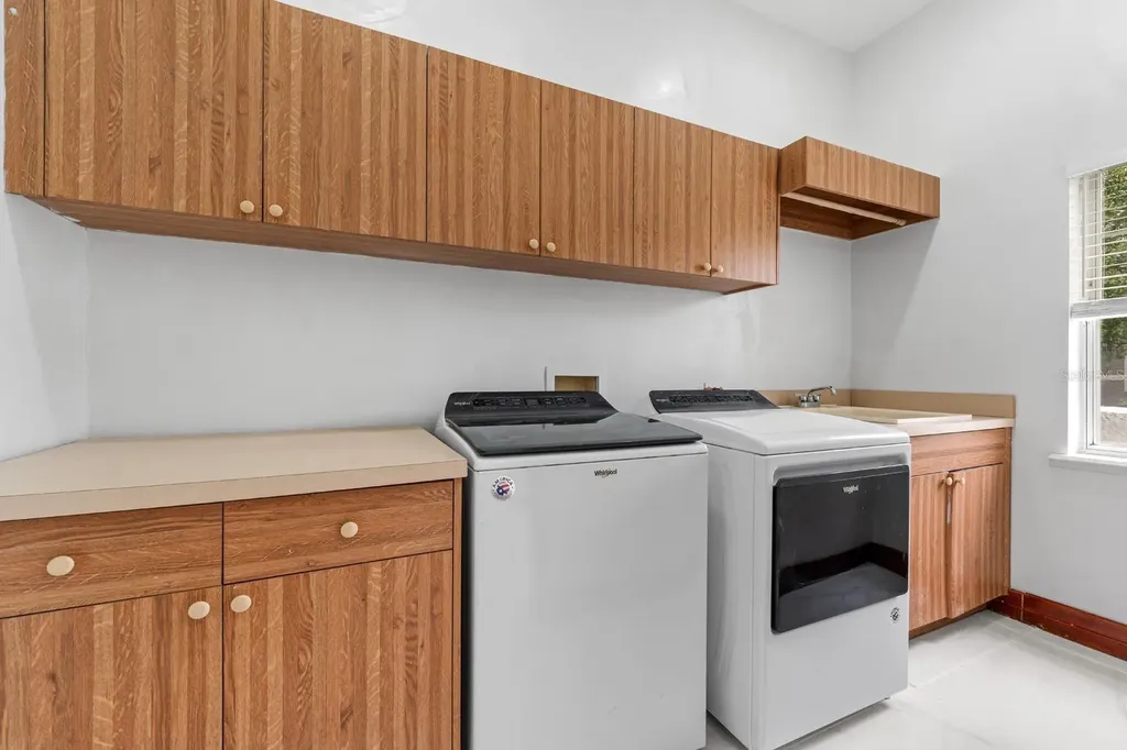 2985 La Concha Drive Clearwater FL 33762