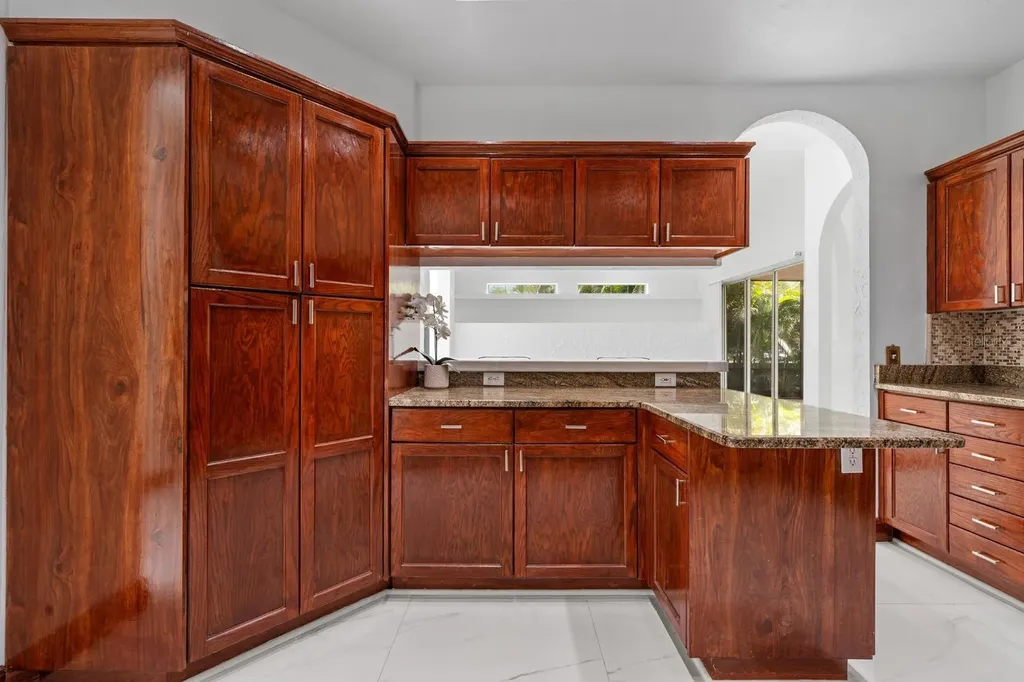 2985 La Concha Drive Clearwater FL 33762