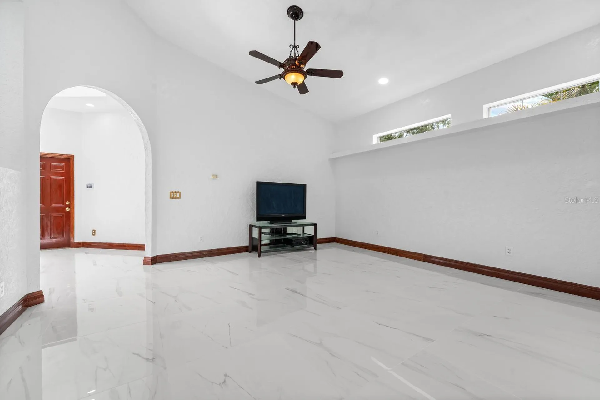 2985 La Concha Drive Clearwater FL 33762