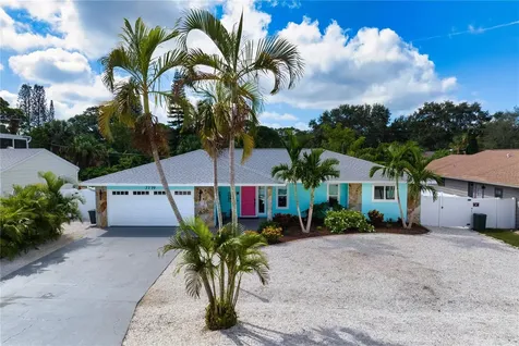 7719 25th Avenue W Bradenton FL 34209