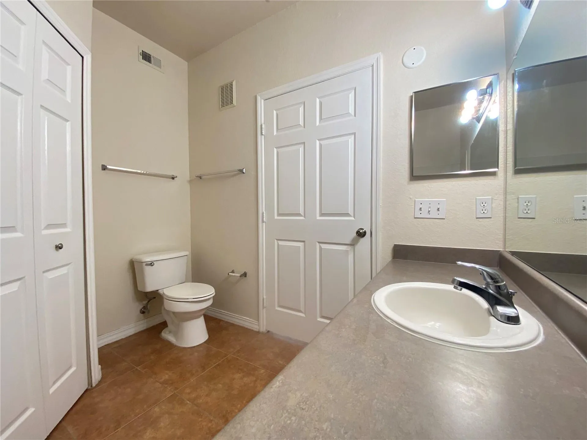 6025 Westgate Drive Orlando FL 32835