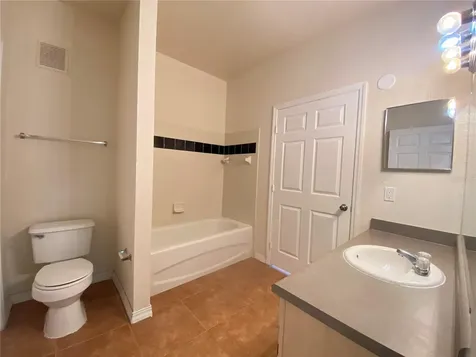 6025 Westgate Drive Orlando FL 32835