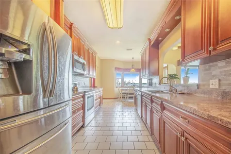 470 S Ramona Avenue Lake Alfred FL 33850