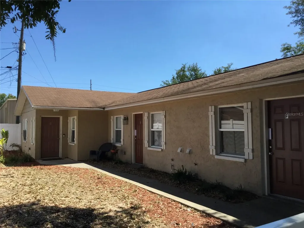 3028 Robert Avenue Auburndale FL 33823