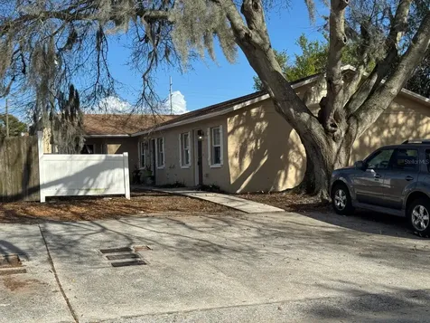 3028 Robert Avenue Auburndale FL 33823