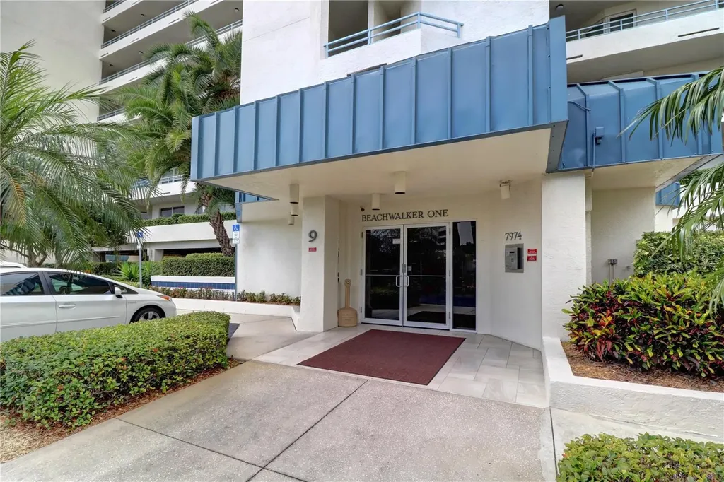 7974 Sailboat Key Boulevard S South Pasadena FL 33707