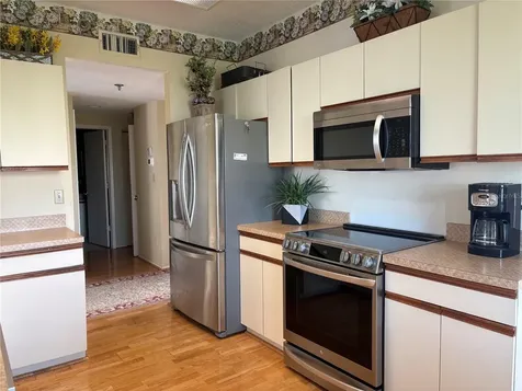 7974 Sailboat Key Boulevard S South Pasadena FL 33707