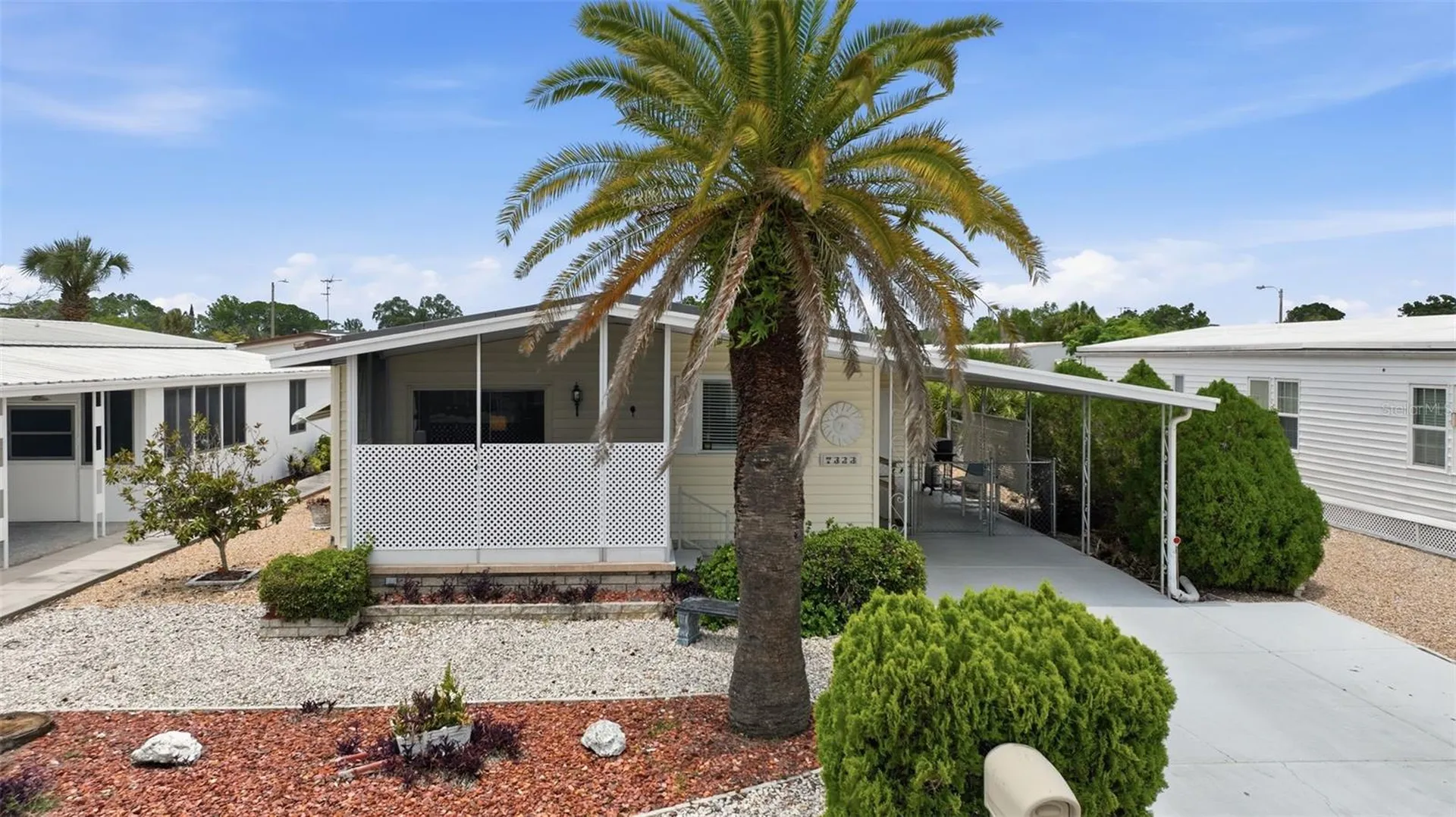 7323 Grand Pine Drive Hudson FL 34667