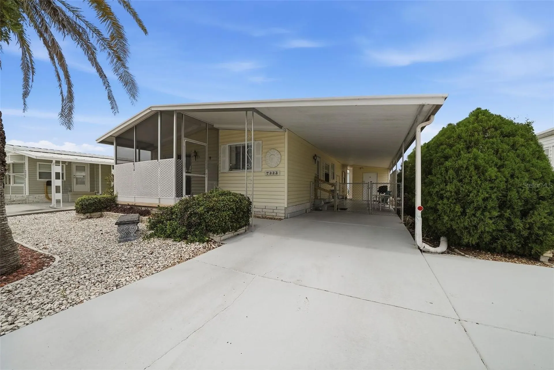 7323 Grand Pine Drive Hudson FL 34667