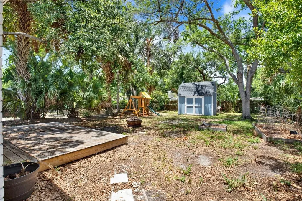 3813 W Wisconsin Avenue Tampa FL 33616