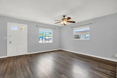 3813 W Wisconsin Avenue Tampa FL 33616