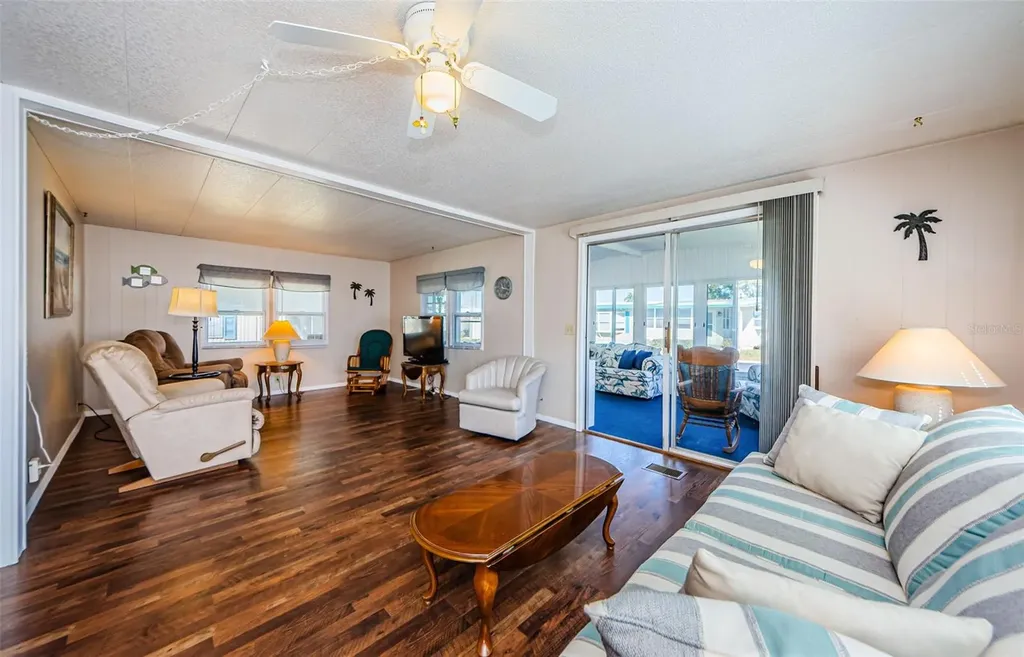 39820 Us Highway 19 N Tarpon Springs FL 34689