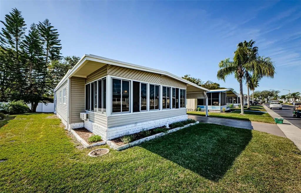 39820 Us Highway 19 N Tarpon Springs FL 34689