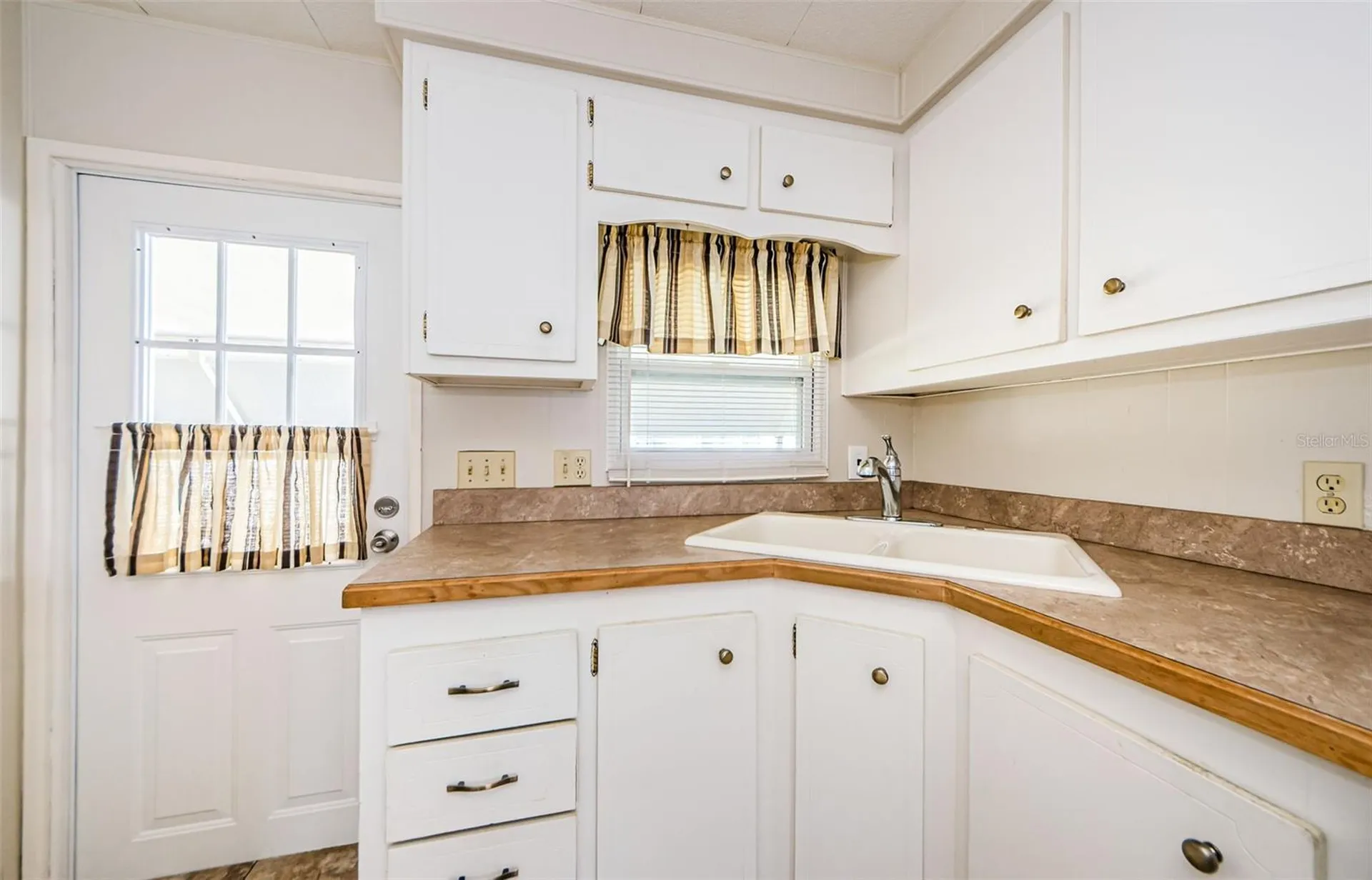 39820 Us Highway 19 N Tarpon Springs FL 34689