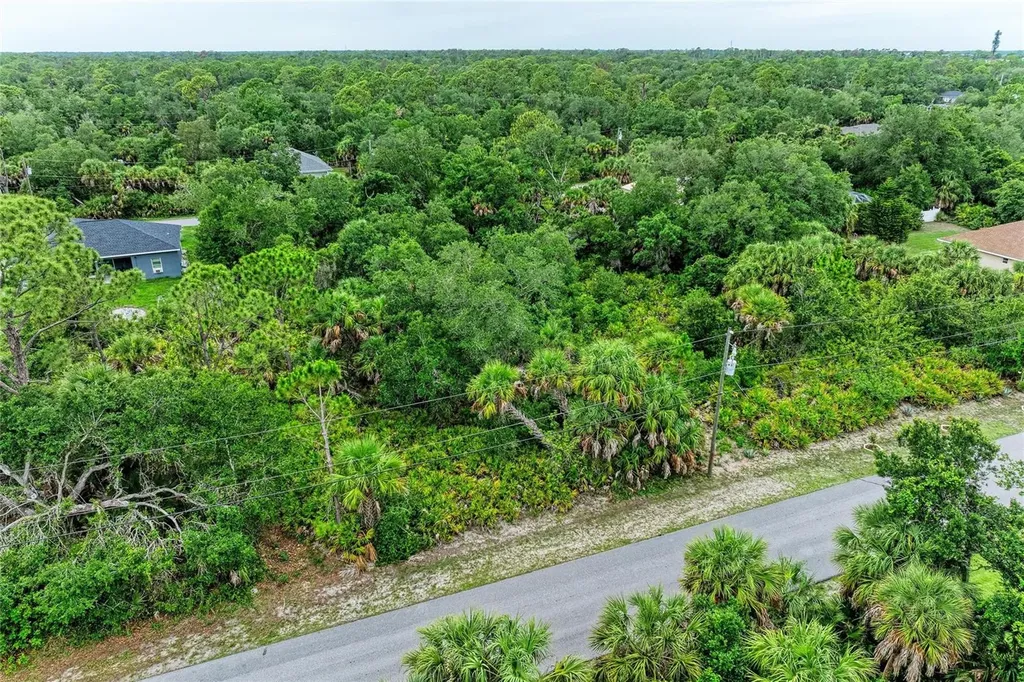 285 Berthoud Street Port Charlotte FL 33953