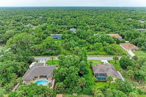 285 Berthoud Street Port Charlotte FL 33953
