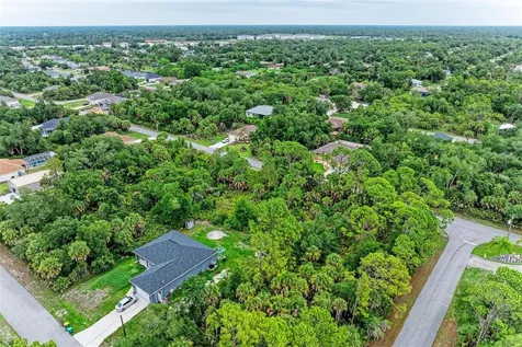 285 Berthoud Street Port Charlotte FL 33953