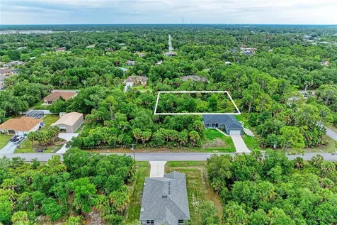 285 Berthoud Street Port Charlotte FL 33953