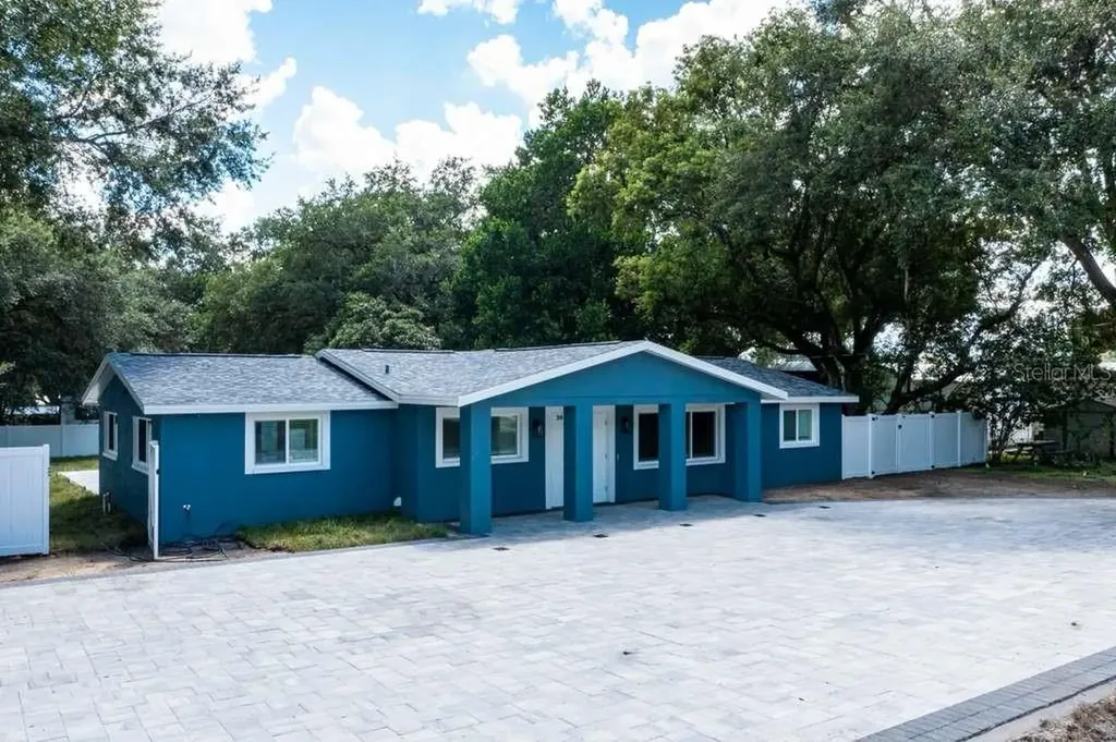 39352 County Road 54 Zephyrhills FL 33542