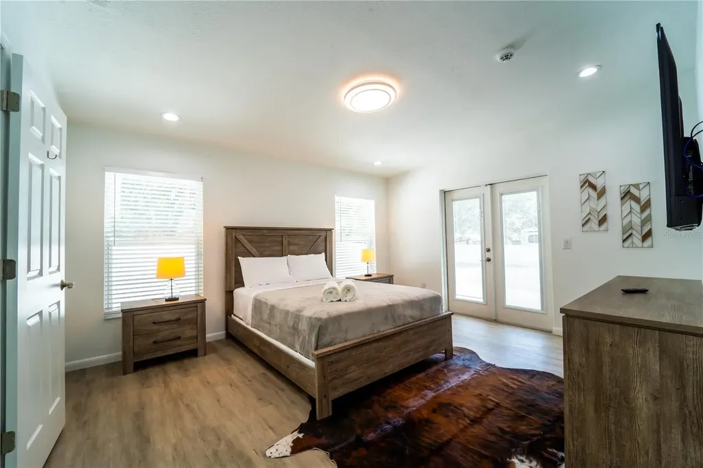 39352 County Road 54 Zephyrhills FL 33542
