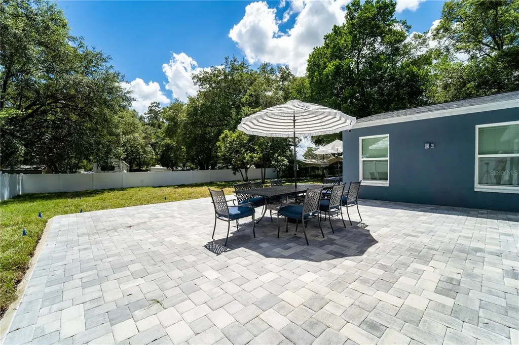 39352 County Road 54 Zephyrhills FL 33542