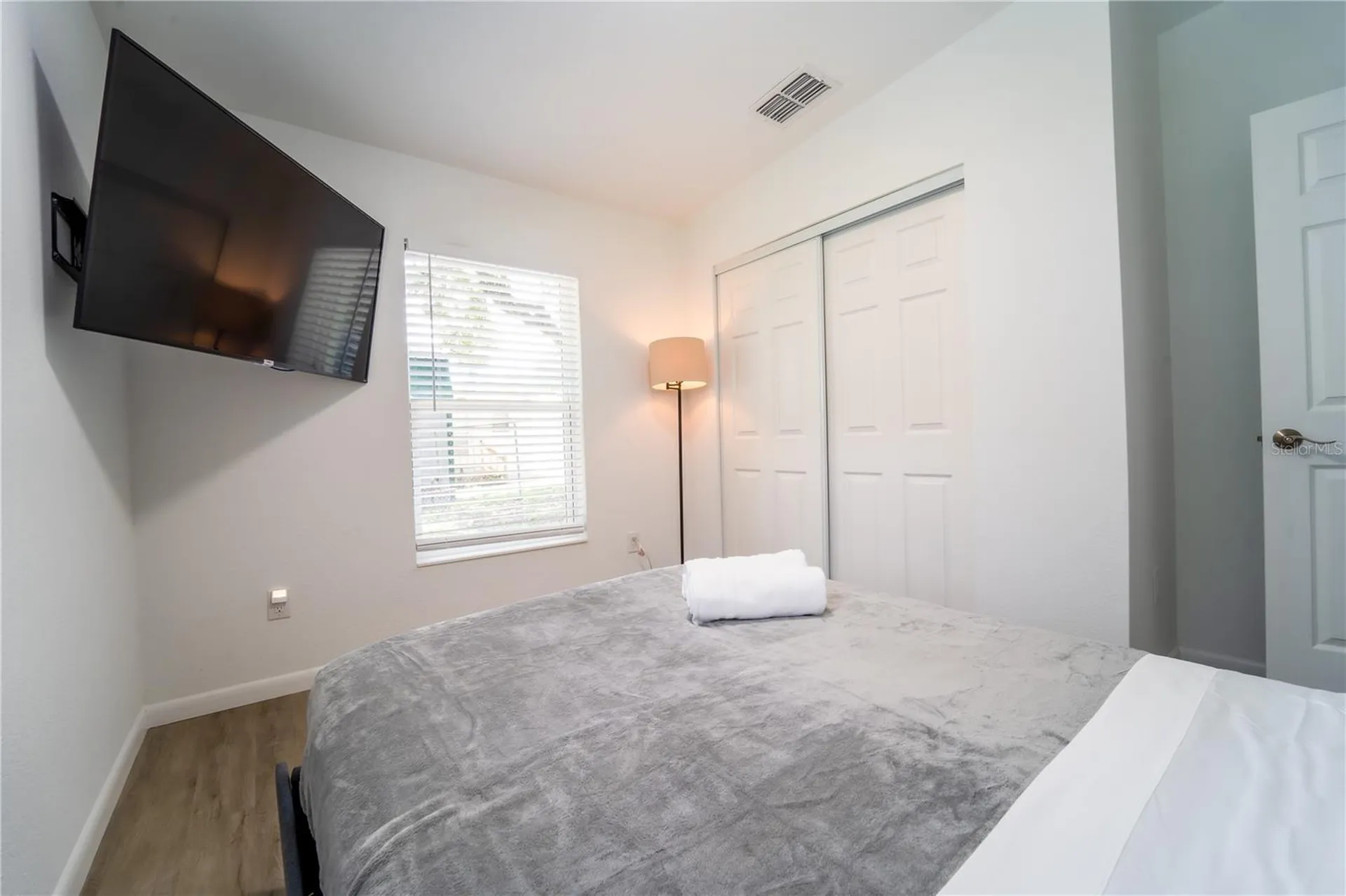 39352 County Road 54 Zephyrhills FL 33542