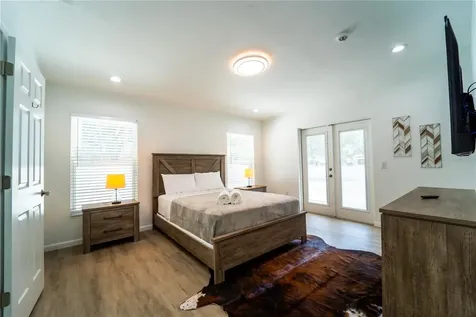 39352 County Road 54 Zephyrhills FL 33542