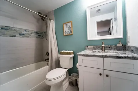 39352 County Road 54 Zephyrhills FL 33542