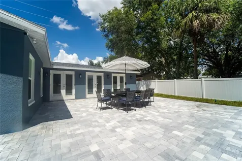 39352 County Road 54 Zephyrhills FL 33542
