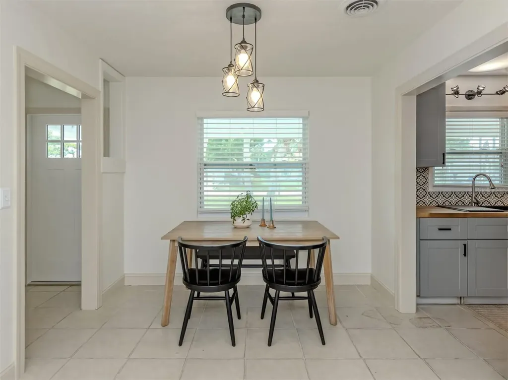 929 Cypress Avenue Venice FL 34285