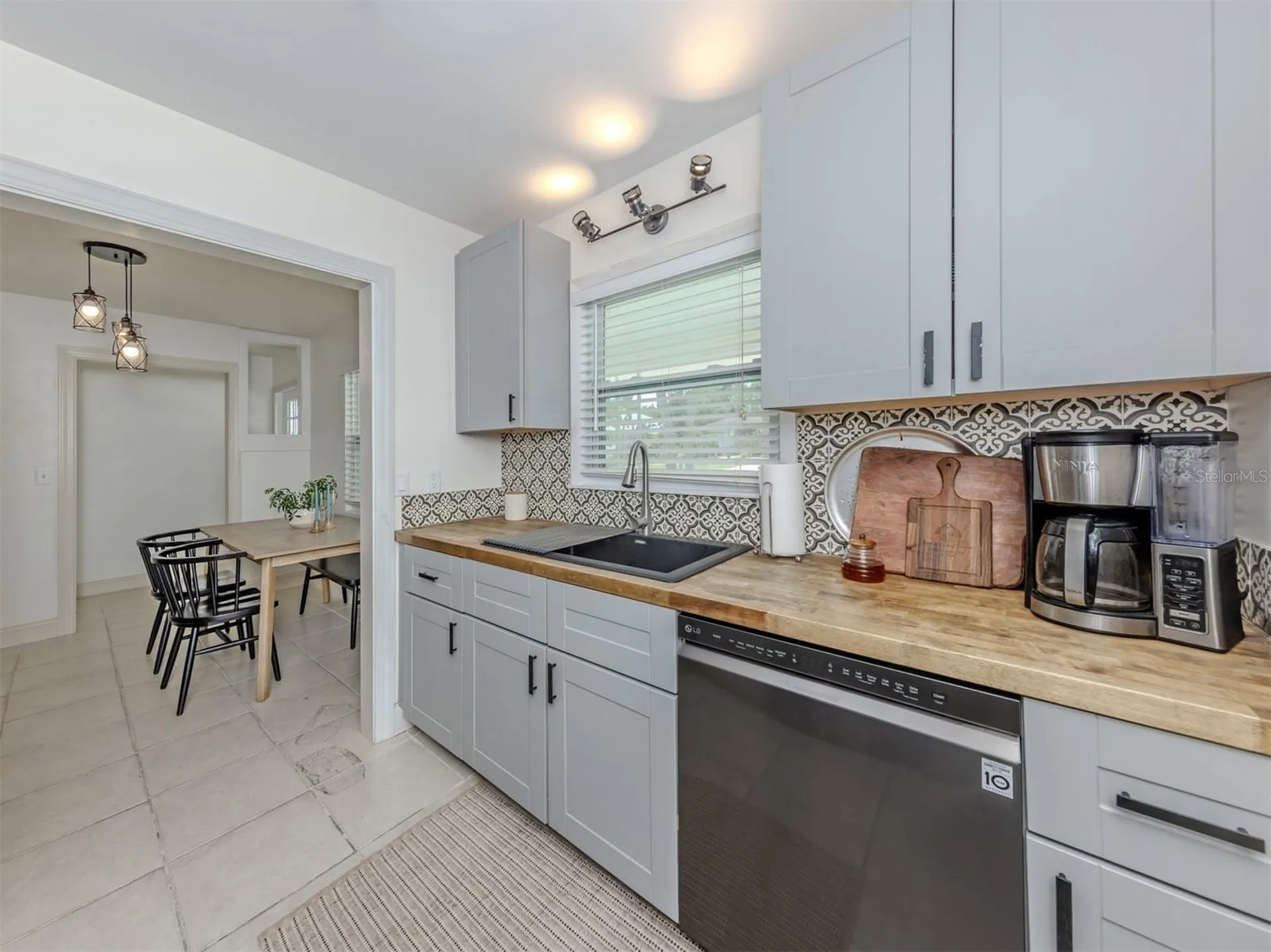 929 Cypress Avenue Venice FL 34285