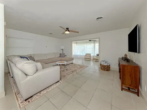 929 Cypress Avenue Venice FL 34285